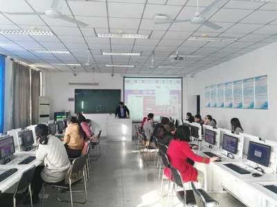 合肥軒昂教育咨詢來(lái)校開(kāi)展跨境電商師資培訓(xùn) 推動(dòng)電子商務(wù)信息咨詢發(fā)展